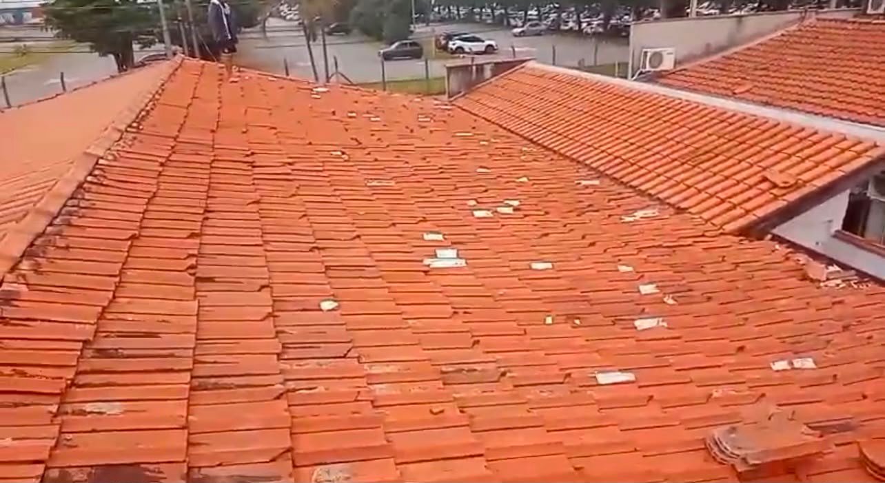 Telhado antes da reforma